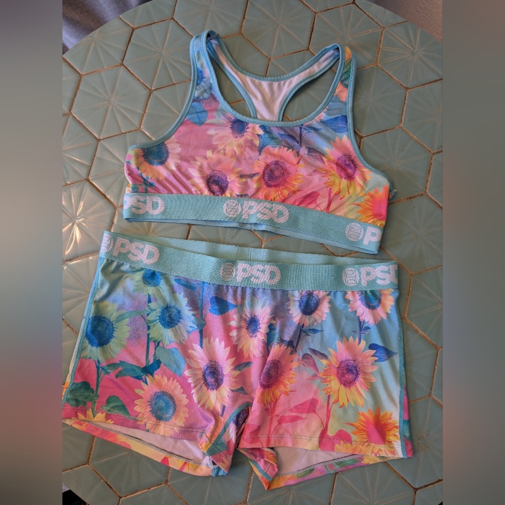 PSD matching bra/shorts combo